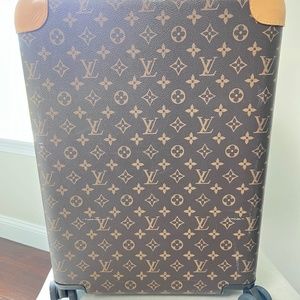 Louis Vuitton Horizon 50